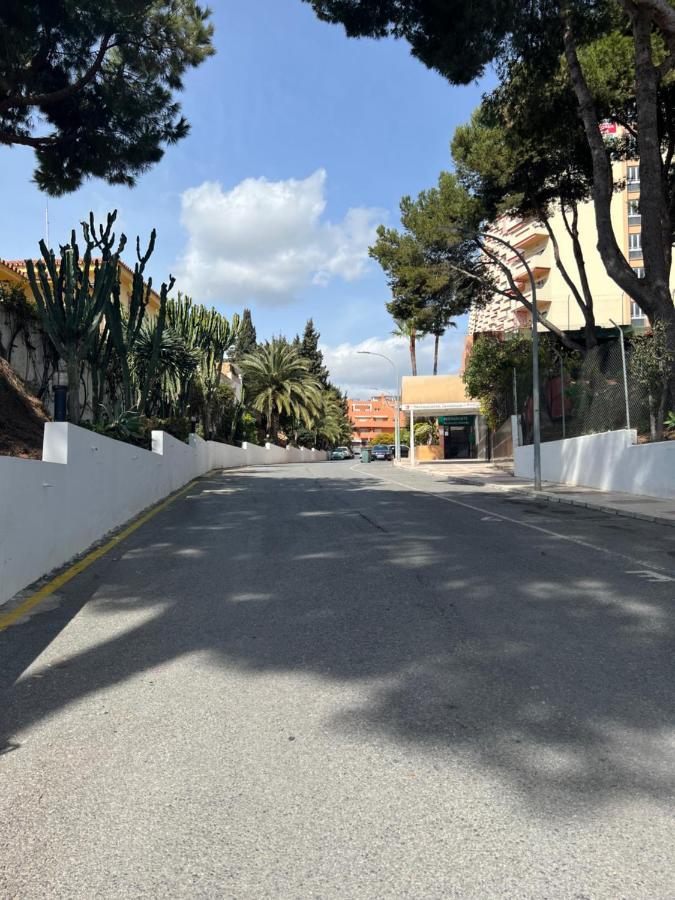 Apartamento Tropical Con Piscina Cerca De La Playa Torremolinos Eksteriør bilde