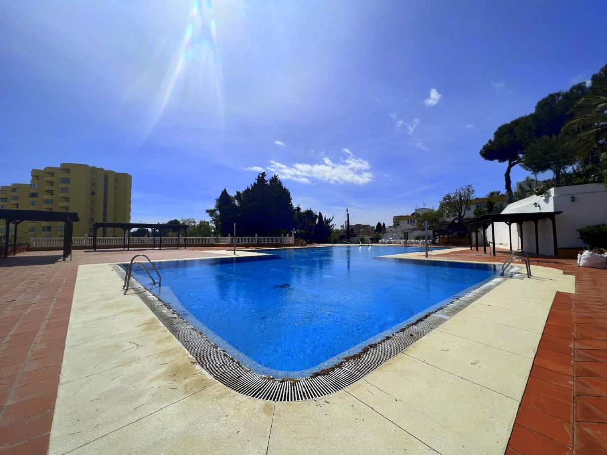 Apartamento Tropical Con Piscina Cerca De La Playa Torremolinos Eksteriør bilde